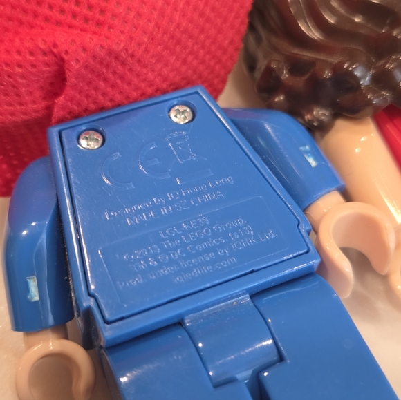 Lego Keychain Superman Superwoman Light - Picture 10 of 11